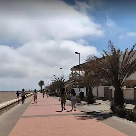 Bali Relax Cerca De Valencia A 100 M De La Playa Con Ac Ferienhaus